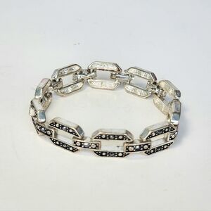 BEAUTIFUL VINTAGE Silver Tone Black Crystals Link Bracelet